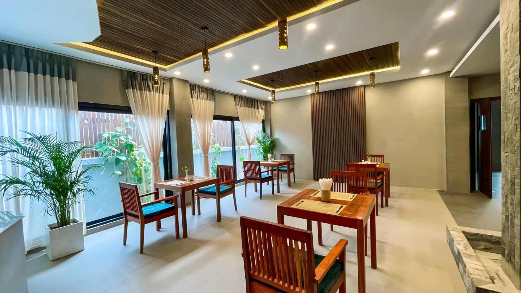 The Luxury Hotel Siem Reap Exterior foto